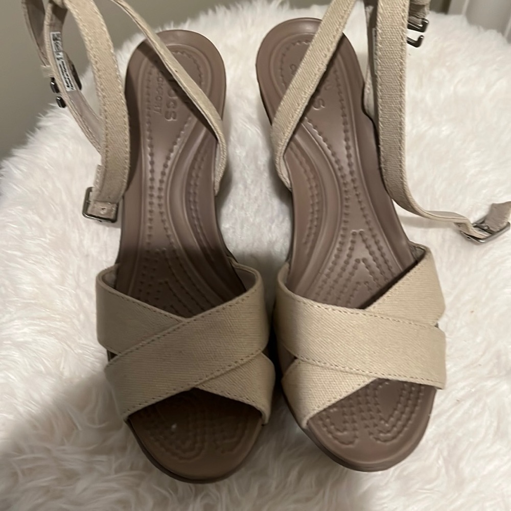 Gently worn size 4 kids crocs wedge sandals